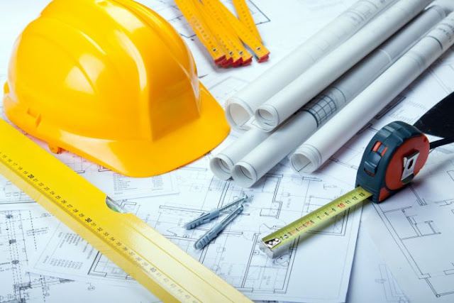 This image has an empty alt attribute; its file name is 2_construction-696x464.jpg